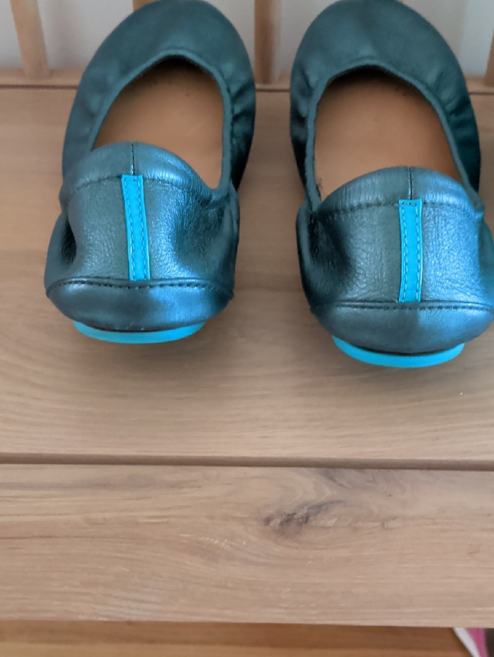 Tieks Black Friday Limited edition Tahitian Pearl Size 9 With Topper - Picture 4 of 5